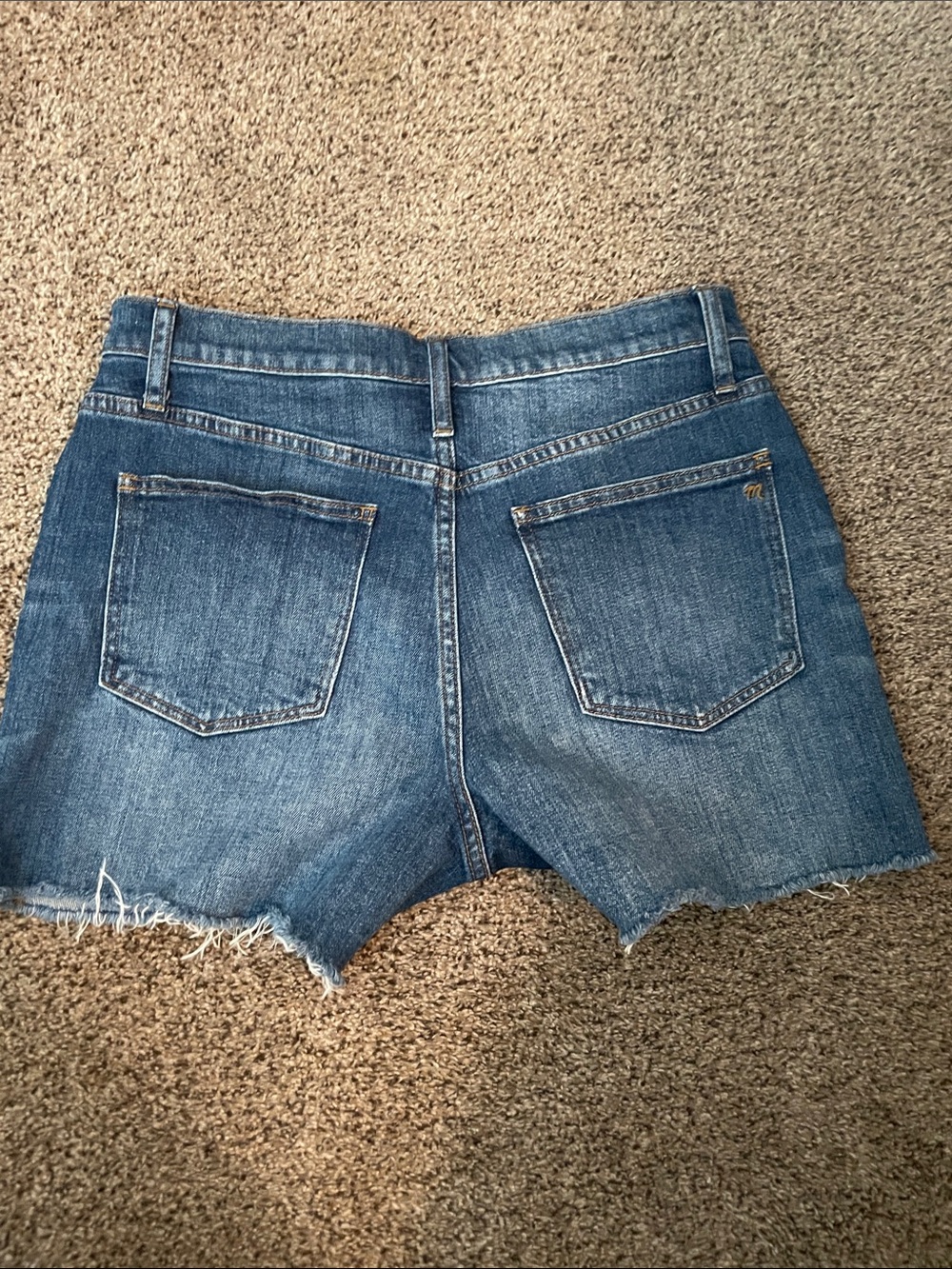 Madewell High Rise Raw Hem Shorts - Picture 4 of 4